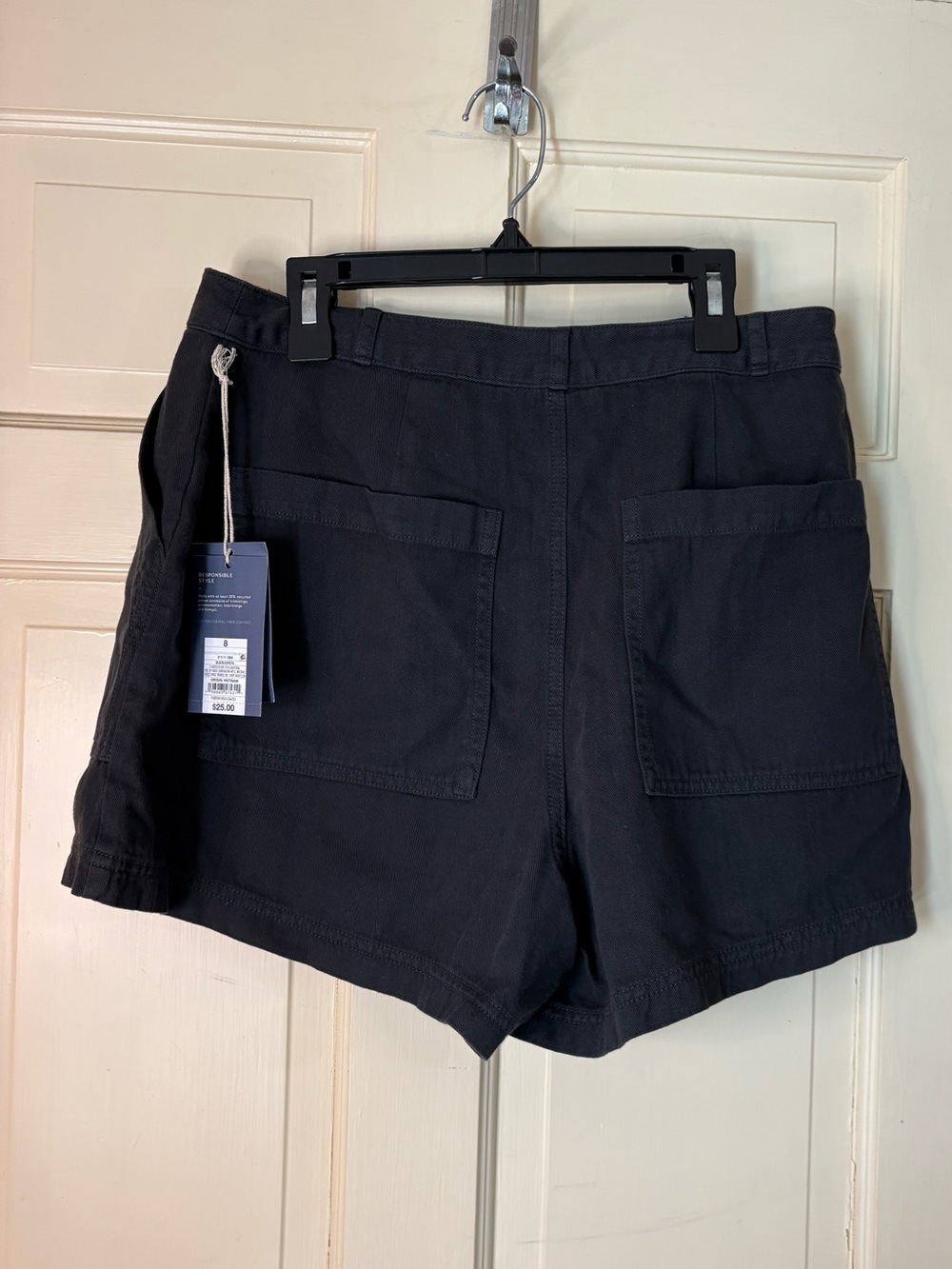 Universal Thread Women's High-Rise Slash Pocket Utility Shorts Gray  Size  8 New - Picture 8 of 10